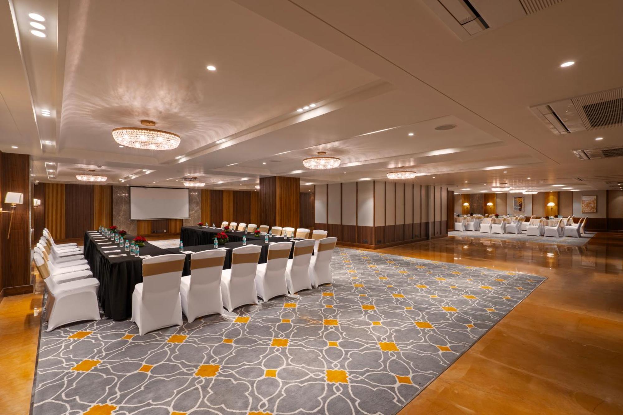 Aloha On The Ganges By Leisure Hotels Rishīkesh Εξωτερικό φωτογραφία
